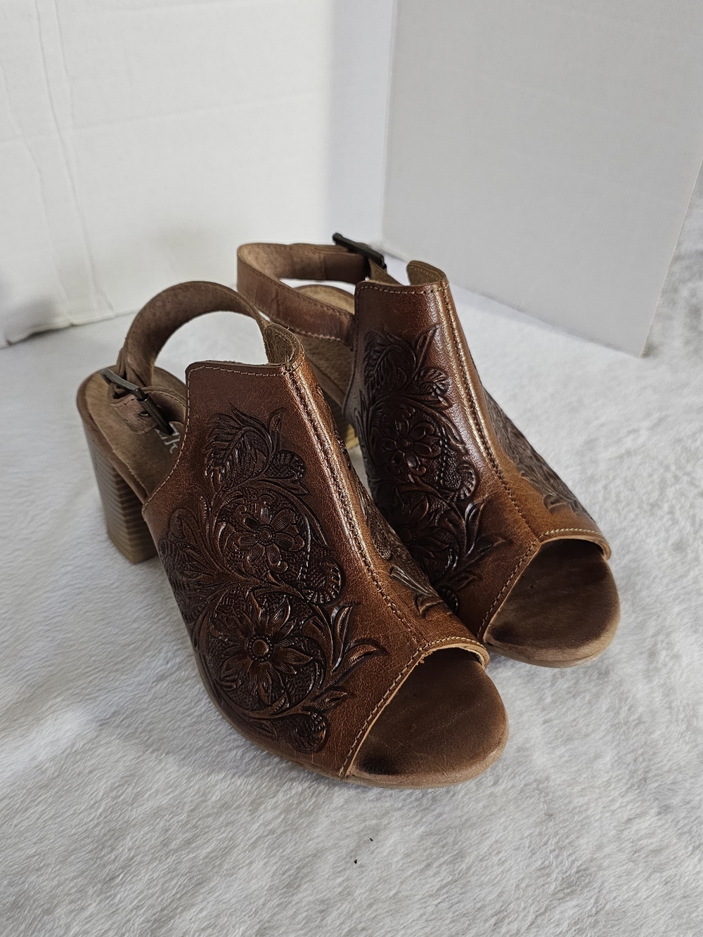 Roper Brown Embossed Leather Peep-Toe Slingback Heels